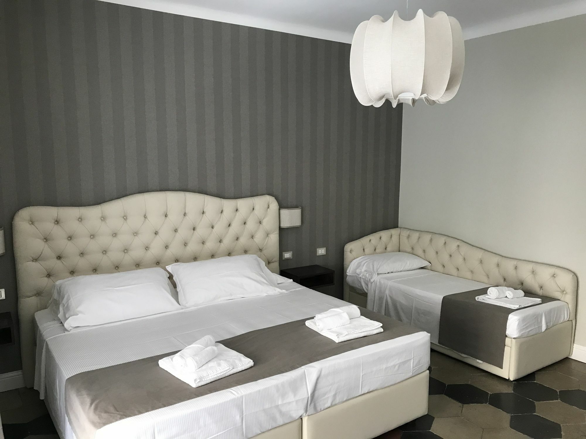 Hotel Residenza Roma Imperiale Exterior foto